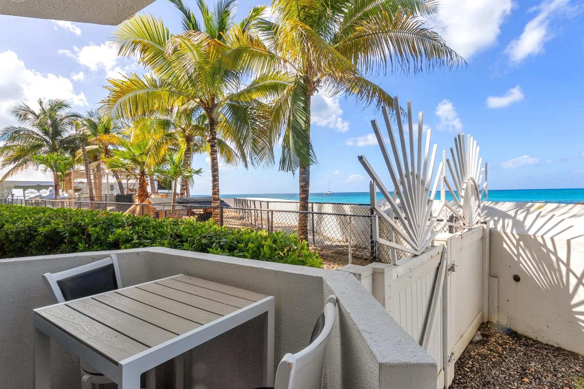 Maho Beach House - Petite Studio - Beach Access Exterior photo