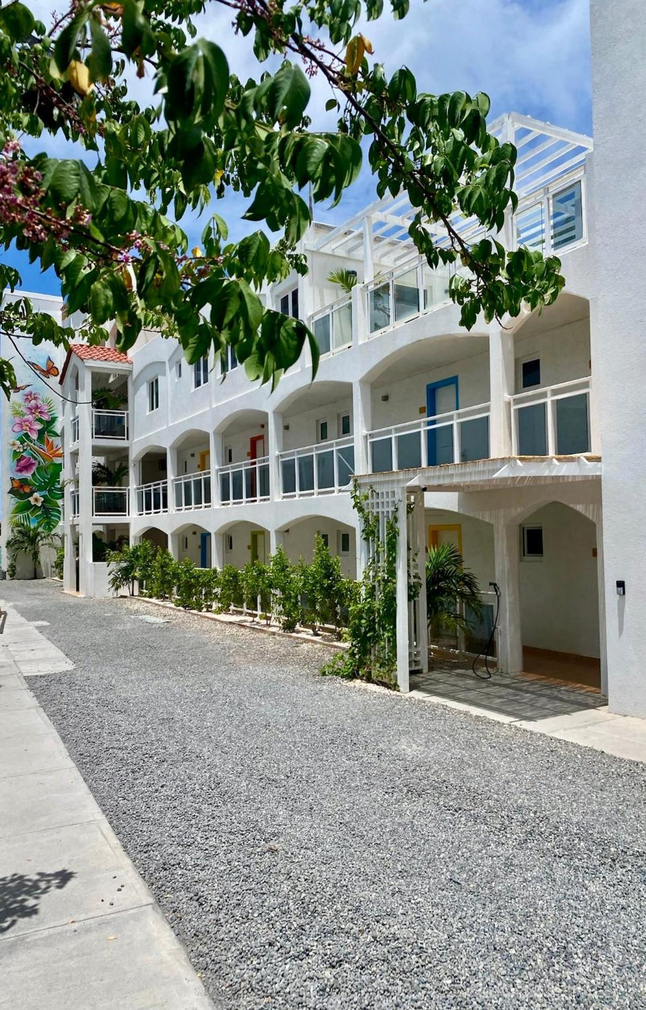 Maho Beach House - Petite Studio - Beach Access Exterior photo